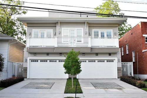 a-1116 Bartlett St, Houston, TX, 77006-6406 | Card Image