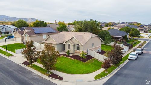 6352 W Lassen View Ct, West Valley City, UT, 84118-9374 | Card Image