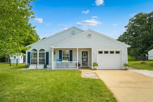 405 Greenwood Rd, Staunton, VA, 24401-1885 | Card Image