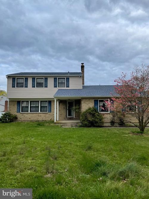 1 Niamoa Dr, Cherry Hill, NJ, 08003-1218 | Card Image
