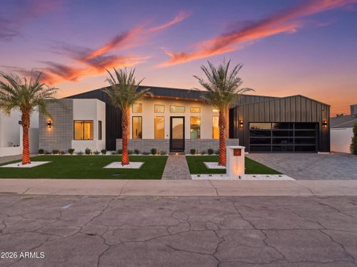 8237 E Coolidge Street, Scottsdale, AZ, 85251 | Card Image