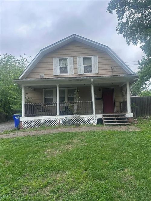 208 E Prairie St, Olathe, KS, 66061-2615 | Card Image