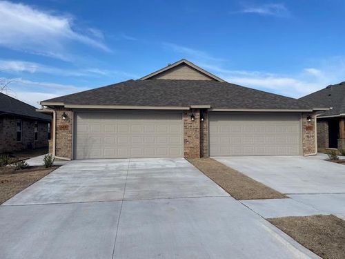 629 Marlin Ct, Chickasha, OK, 73018-5010 | Card Image