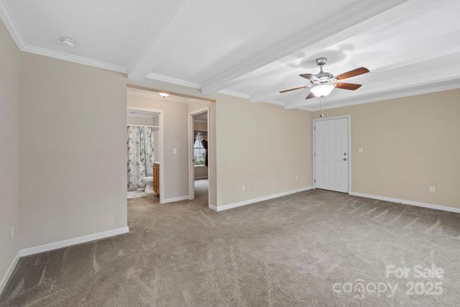 Living Room | Image 8