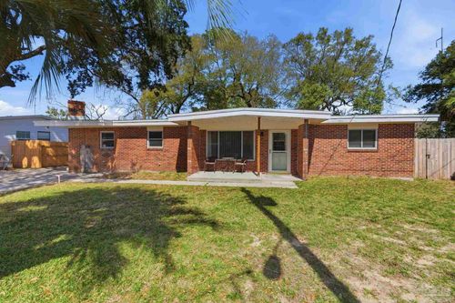 2110 Elaine Cir, Pensacola, FL, 32504-7227 | Card Image