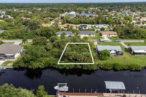 18045 Ohara Dr, PORT CHARLOTTE, FL, 33948-9567 | Card Image