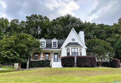 118 Season Ln, Huntsville, AL, 35811-9456 | Card Image