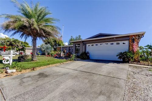 8520 Newton Dr, PORT RICHEY, FL, 34668-4274 | Card Image