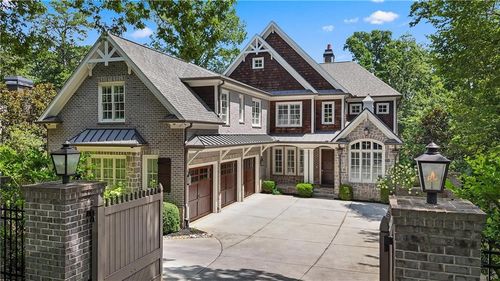 1685 Mount Paran Rd Nw, Atlanta, GA, 30327-3805 | Card Image
