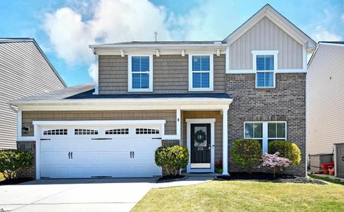 232 Barbours Ln, Greenville, SC, 29607-7105 | Card Image