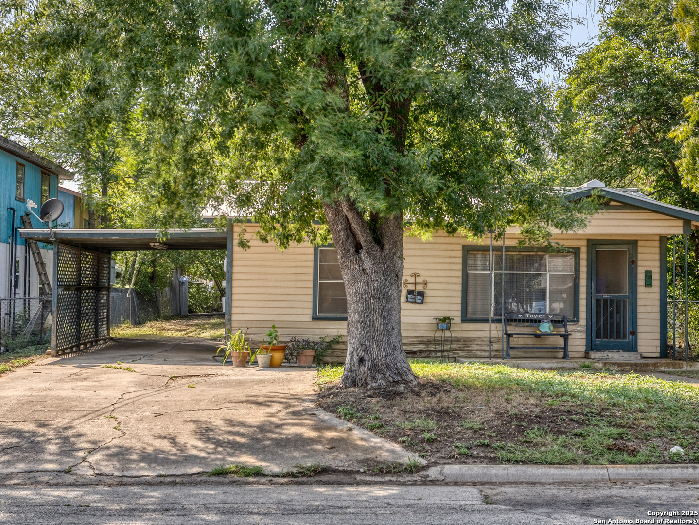 Residential in Hondo