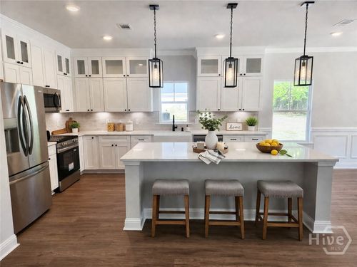 206 Simmons St, Guyton, GA, 31312-4456 | Card Image