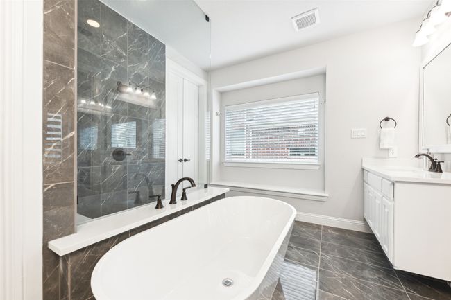 15620 Wild Cherry Ln, House other with 4 bedrooms, 3 bathrooms and null parking in Roanoke TX | Image 22
