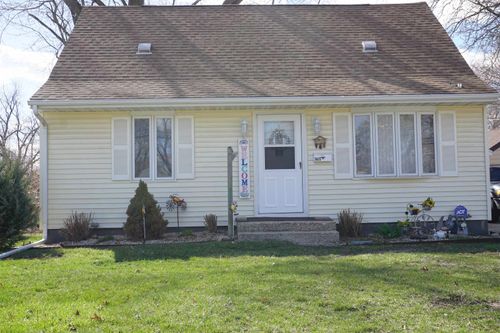 5632 Walker Ave, Loves Park, IL, 61111-5155 | Card Image