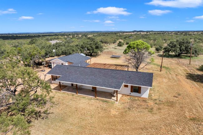 136 Valley View Cir, House other with 4 bedrooms, 3 bathrooms and null parking in Llano TX | Image 8