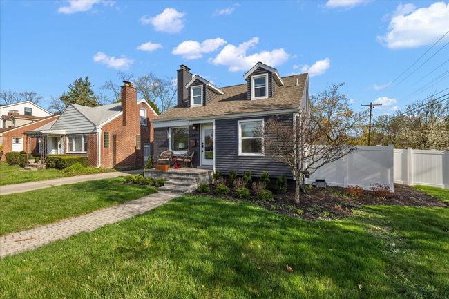 2287 Windemere Rd, House other with 3 bedrooms, 2 bathrooms and null parking in Birmingham MI | Image 4