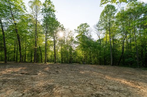 2 Pinewood Rd, Nunnelly, TN, 37137 | Card Image