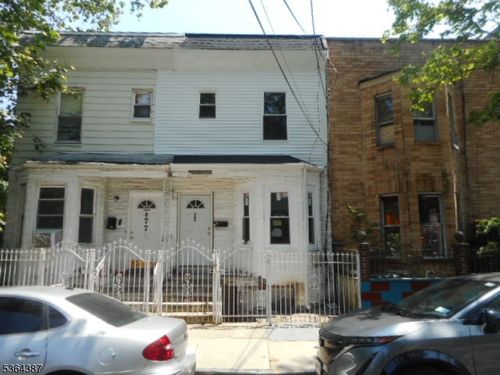 77 Garside St, Newark, NJ, 07104-1009 | Card Image