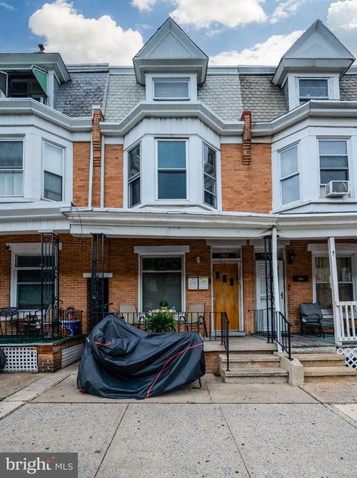 752 N 13th St, Reading, PA, 19604-2510 | Card Image