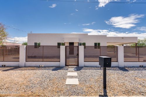 232 E Jacinto St, Tucson, AZ, 85705-4733 | Card Image