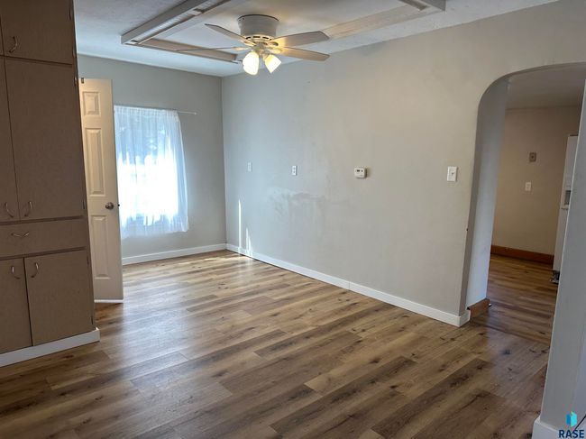 200 E 2 Nd St, House other with 3 bedrooms, 1 bathrooms and null parking in Freeman SD | Image 13