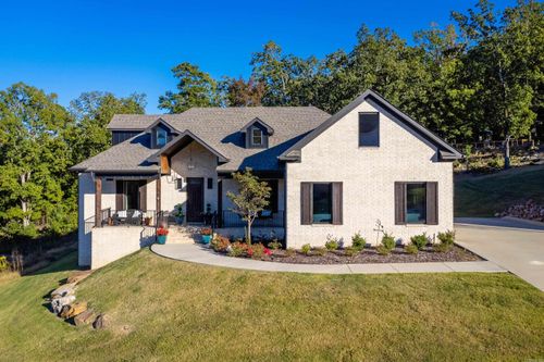 19016 Waterview Meadow Ln, Roland, AR, 72135-8068 | Card Image