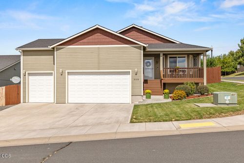 5103 Aster Ln, Klamath Falls, OR, 97601-8721 | Card Image