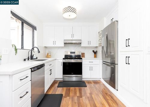apt-b-1568 Schenone Ct, Concord, CA, 94521-3218 | Card Image