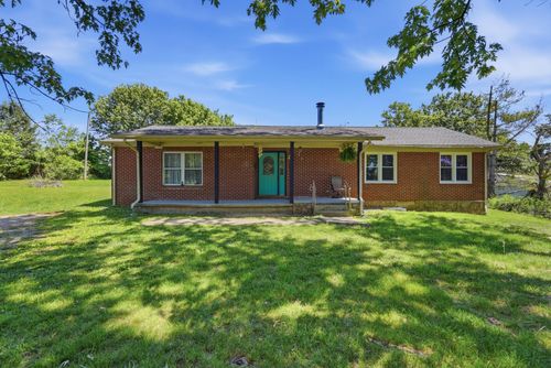 2985 Plum Creek Rd, Sparta, TN, 38583-5432 | Card Image
