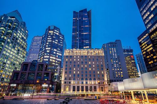 {{alt}} | Card Image