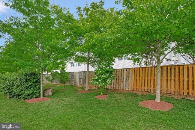42523 Benfold Sq, Townhouse with 3 bedrooms, 3 bathrooms and null parking in BRAMBLETON VA | Image 29