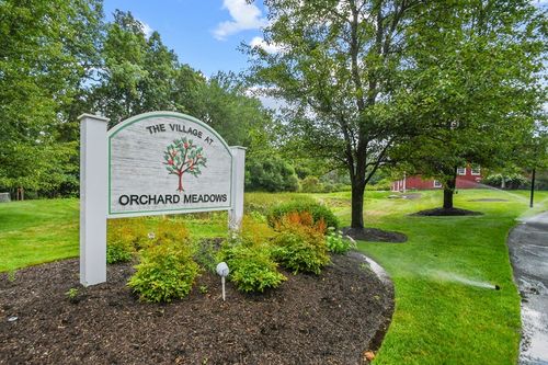 62-62 Blossom Tree Dr, Shrewsbury, MA, 01545-6233 | Card Image