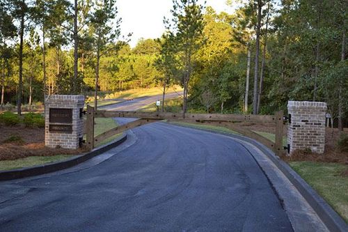 93 Wolf Creek Cove, LaGrange, GA, 30240 | Card Image