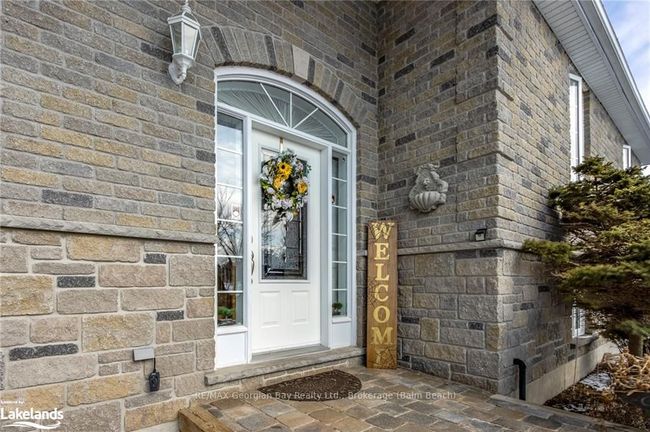 16 Asselin Dr, House other with 4 bedrooms, 1 bathrooms and 5 parking in Tiny ON | Image 9