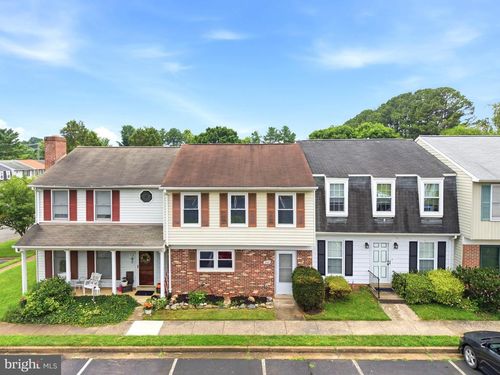 440 Ridge Ct, WARRENTON, VA, 20186-6100 | Card Image