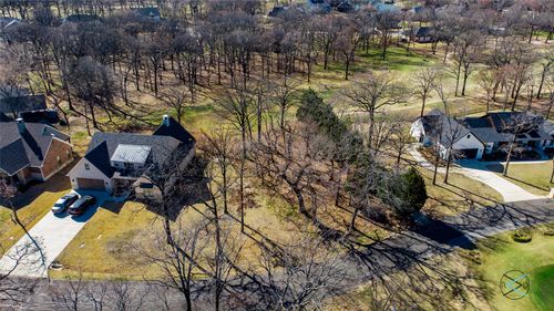 237 Colonial Dr, Mabank, TX, 75156-8933 | Card Image