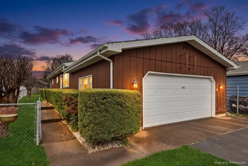 1631 N Oak Avenue, Round Lake Beach, IL, 60073 | Card Image