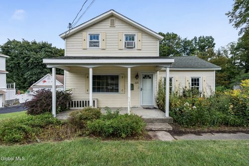 625 Kenwood Ave, Delmar, NY, 12054-1607 | Card Image