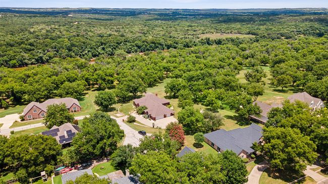 9825 Bringier Ct, House other with 4 bedrooms, 4 bathrooms and null parking in Granbury TX | Image 34