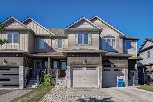 21 Machado St, Kitchener, ON, N2R0C1 | Card Image