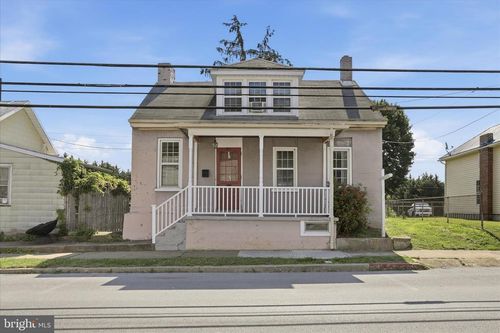 105 S Artizan St, WILLIAMSPORT, MD, 21795-1503 | Card Image