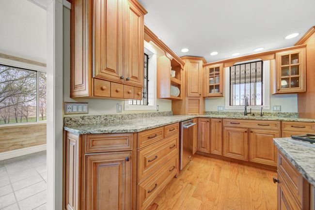 33 Kitchen.jpg | Image 6
