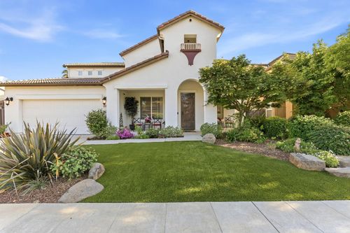 3046 Indianapolis Ave, Clovis, CA, 93619-9281 | Card Image