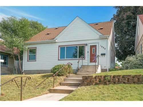 1685 Bush Ave, Saint Paul, MN, 55106-4211 | Card Image