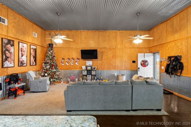 7011 Robinson Rd, House other with 2 bedrooms, 1 bathrooms and null parking in Caddo OK | Image 9
