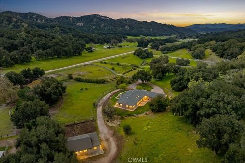 1825 Hi Mountain Rd, Arroyo Grande, CA, 93420-6929 | Card Image