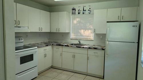 4-2223 Taylor St, Hollywood, FL, 33020-7405 | Card Image