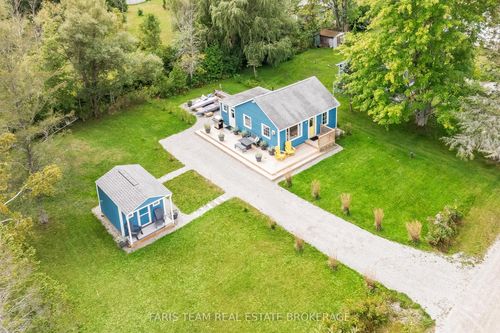 7 Delta Dr, Waubaushene, ON, L0K2C0 | Card Image