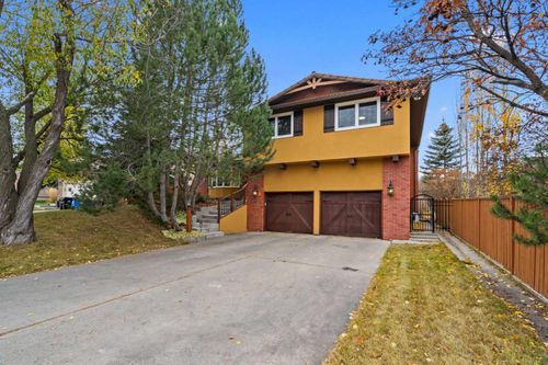 124 Canterbury Dr Sw, Calgary, AB, T2W2G1 | Card Image