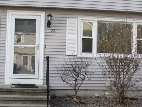 unit-24-70 Broadway, North Attleboro, MA, 02760-2255 | Card Image